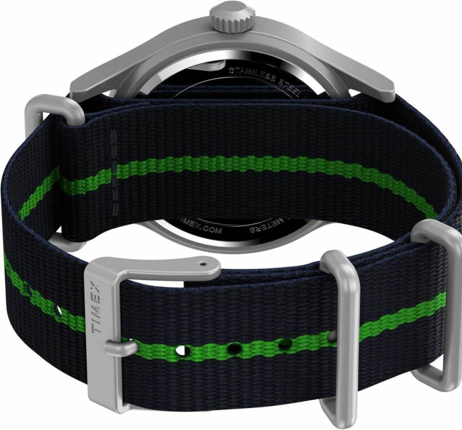 Timex Men's Expedition Sierra 40mm Quartz Watch with Nylon Strap, Date Window, and Indiglo Night Light