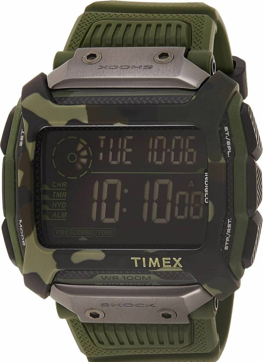Timex Men's Waterbury Classic Chrono 40mm Silver-Tone Stainless Steel Watch with Bracelet