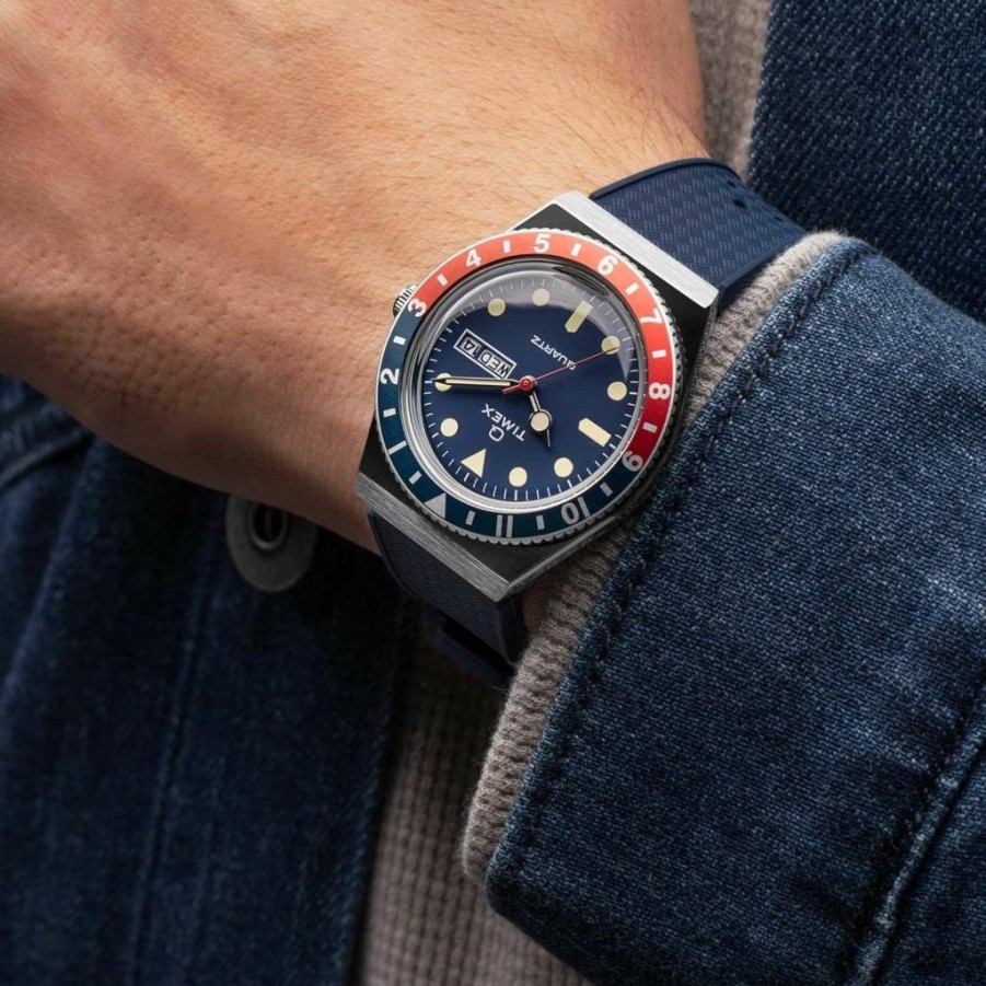 Timex Q Diver 38mm Stainless Steel Watch with Quartz Movement and Water Resistance